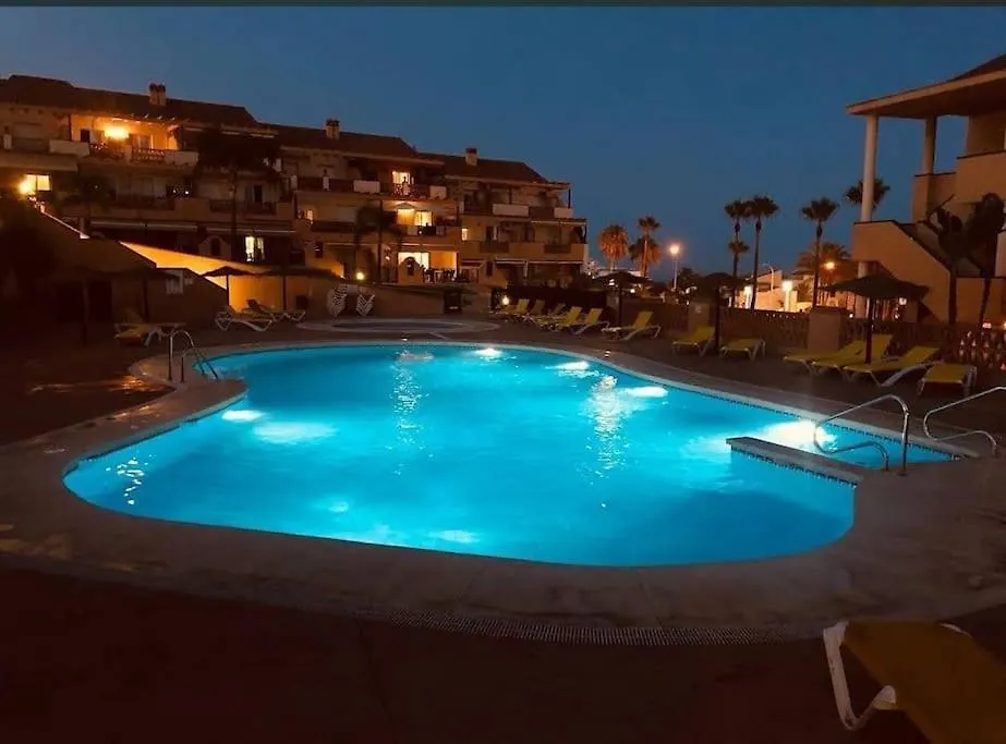 Penthouse Safari, Piscine, Terrasse Et Vue Sur Mer Fuengirola 0*,  Spain